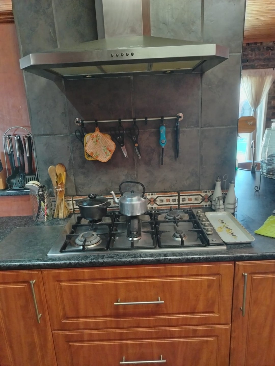 4 Bedroom Property for Sale in Bothasrus Eastern Cape